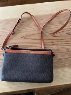 お値下げMICHAEL KORS ショルダーバッグ ブラウン/オレンジ