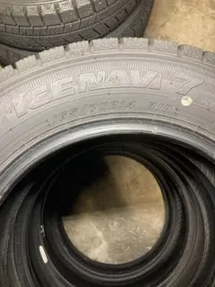 【良品】165/70R14 スタッドレス グッドイヤー アイスナビ7 送料無料のサムネイル