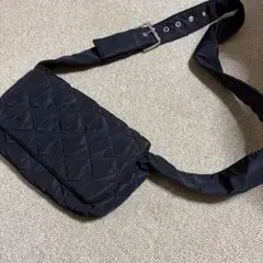 キルティング ショルダーバッグ ブラック