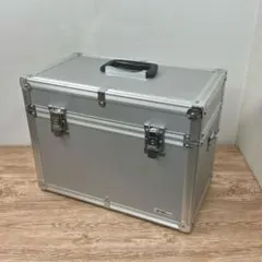 Item thumbnail for item 80bae6c9-151c-4732-94bb-ffa0b67c0c5d