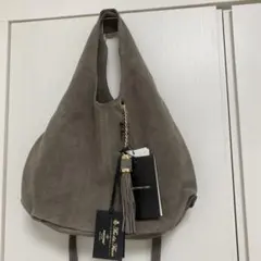 Item thumbnail for item 727a6c32-0a36-4da3-8ae8-e2d29202fbbf