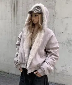 フリース付きベージュフードジャケット