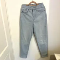 Levi's ハイウエスト　テーパードデニム　ライトブルー　25
