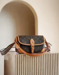 Louis Vuitton ショルダーバッグ ダークブラウン/ベージュ