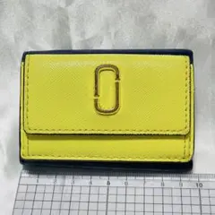 MARC JACOBSバイカラーミニ財布イエロー×ネイビー×グレーのサムネイル