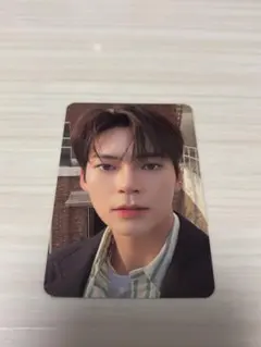 zb1 ゼベワン　SUNG HAN BIN ハンビン　トレカ