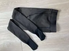 ブラック 長袖タイツ　素肌感あり　極暖