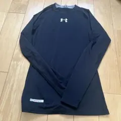 Under Armour アンダーシャツ ブラック 長袖　SMサイズ