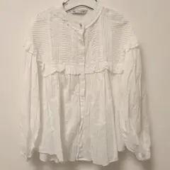 ZARA フリル付き白長袖シャツ M-L