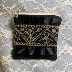 10センチファスナー　インド刺繍リボンフラットポーチ