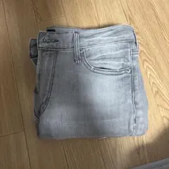 グレー スキニーデニム 5ポケット