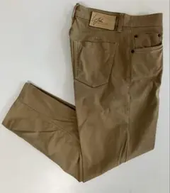 イカイ　ベージュ チノパン