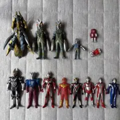 ウルトラマン　ソフビ等10体＋3点