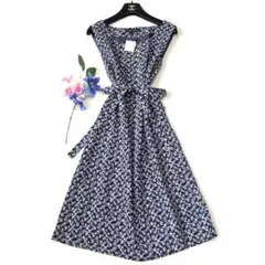 新品タグ付　ローラアシュレイ　ロングワンピース　ボタニカルワンピ✨　さらさら✨