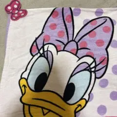Disney デイジー　フード付きタオル