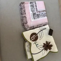 GIVENCHY シビラ　レースデザイン ハンカチ セット