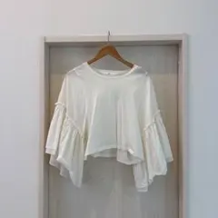 SLY ホワイト フレアスリーブ Tシャツのサムネイル
