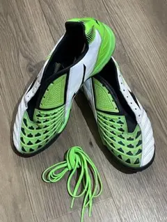 Mizuno IGNITUS トレーニングシューズのサムネイル