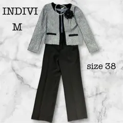 美品☆INDIVI インディヴィ ノーカラーツイードジャケット スカートスーツＭ
