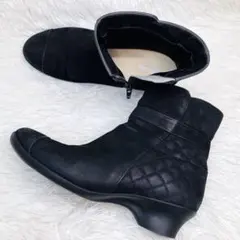 【美品】Pedala 23㌢ EEペダラ キルティング　サイドジップ　ヌバック