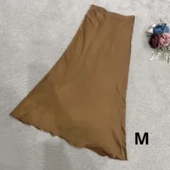 ロングフレアスカート　茶　光沢感　裏地あり　背面ゴム　M