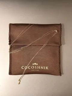 美品 COCOSHNIK ココシュニック Y字ネックレス
