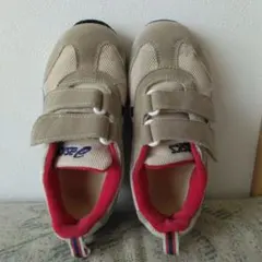 ASICS ベージュ ネイビー スニーカー