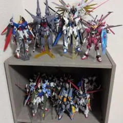 ガンダム 1/100 MG SEEDの5体セット - メルカリ
