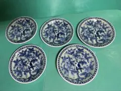 青い花柄の陶器製皿5枚セット