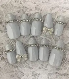 ネイルチップ‪‪♡グレー 量産型地雷韓国ワンホンイニシャルネイルキラキラガーリー 現品セール】ネイルチップ♡グレー 量産型地雷韓国ワンホンイニシャル
