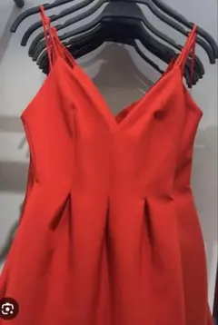 美品　ZARA ザラ ワンピース　S サイズ　赤