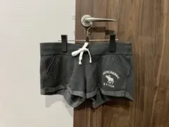 【正規品】 Abercrombie & Fitch グレーショートパンツ