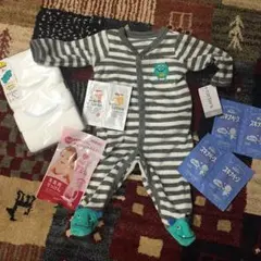 新品♡カーターズ ロンパース60センチ 3m 白ロンパース70