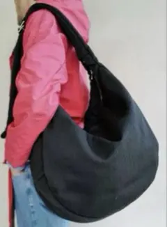 ITTI イッチ　ANNIE PUFFER BIG MOON ブラックのサムネイル