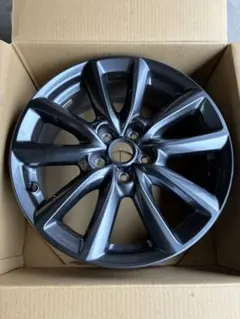 mazda3 純正ホイール+ナットセットのサムネイル