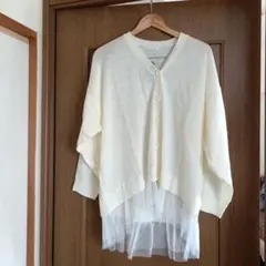 ★新品★定価3800円アイボリー Vネック レース付きカーディガンのサムネイル