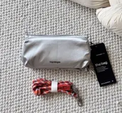 topologie トポロジー ボトルサコッシュ 銀　シルバー ボディバッグ