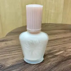 ☆PAUL & JOE モイスチュアライジング ファンデーションプライマー