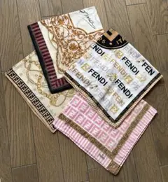 FENDI ハンカチ 4枚セットのサムネイル