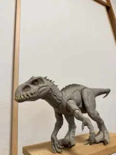 ティラノサウルスレックス（ジオラマベース付き）PNSO 1/35スケール