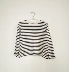 キッズ　140 ユニクロ　長袖ストライプカットソー 白黒
