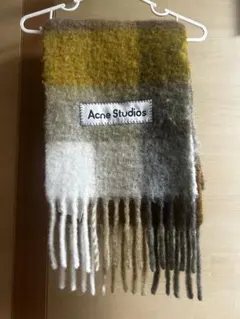 acne studios アクネマフラー　マフラーのサムネイル