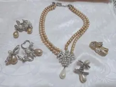 Item thumbnail for item f1a2c82b-6926-413e-a3eb-345a7fd0151c