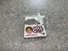 三代目　岩田剛典　カラビナ