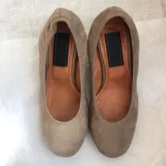 LANVIN ベージュ　スエード　パンプス