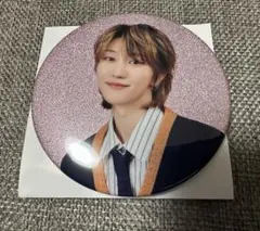 SEVENTEEN HOLIDAY 缶バッジ THE8