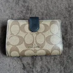 【最終値下げ】　COACH シグネチャー 二つ折り財布