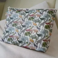 エミリー様専用 リバティ ラミネート 14cmポーチ 他 - メルカリ