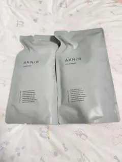 未使用　AKNIR 薬用ヘアーシャンプー&トリートメント　各300mlのサムネイル
