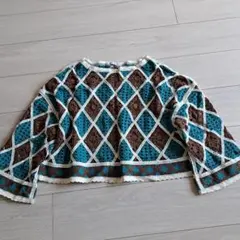 モチーフ編みセーター